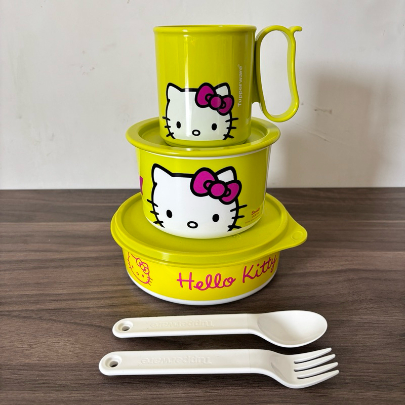kotak makan hello kitty TUPPERWARE ORIGINAL