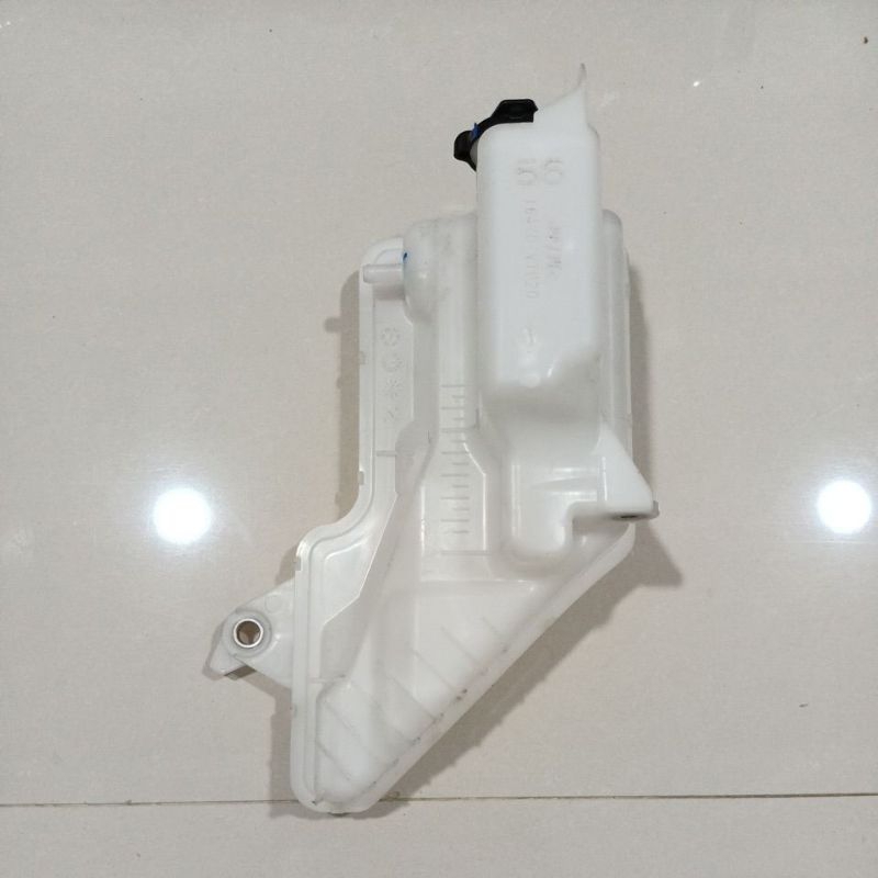 Tabung cadangan air radiator mobil Toyota zenix Original