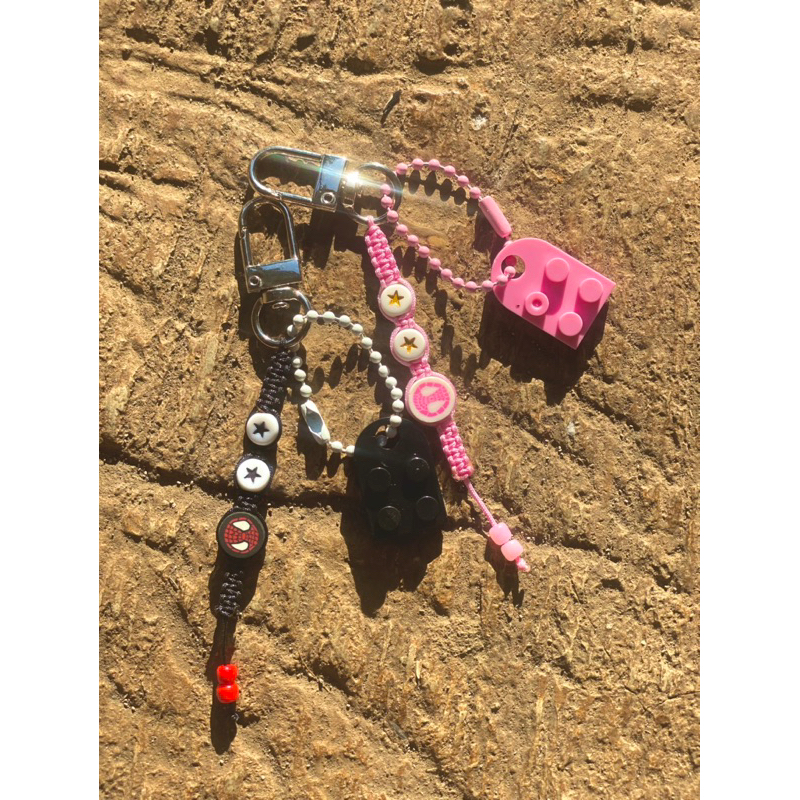 KEYCHAIN LEGO COUPLE GANTUNGAN KUNCI LEGO COUPLE/ KEYCHAIN /SOUVENIR/GANTUNGAN KUNCI LUCU/GANTUNGAN 