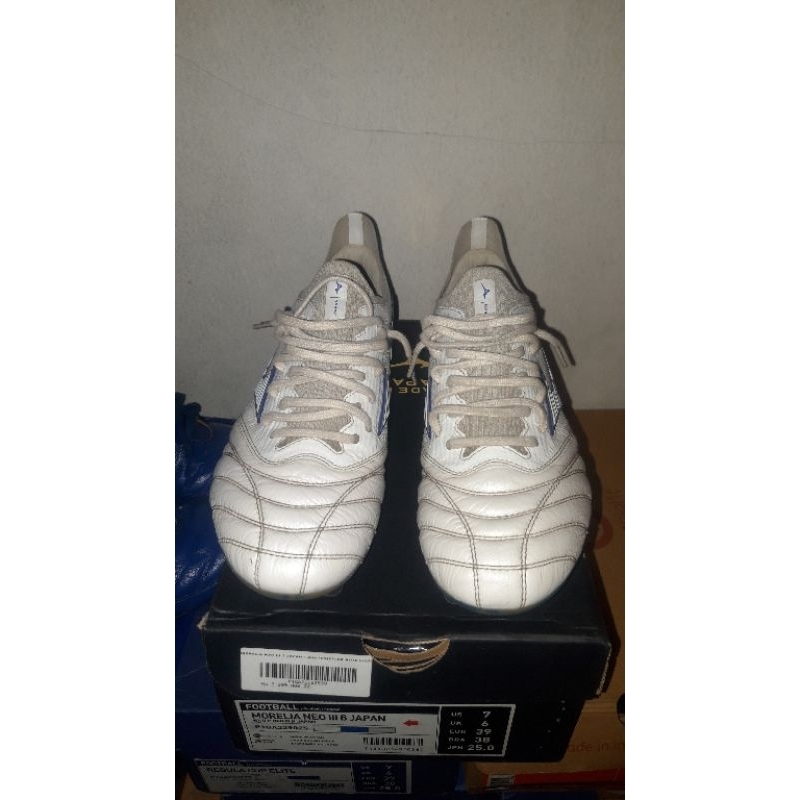 Mizuno morelia neo 3 beta japan size 39