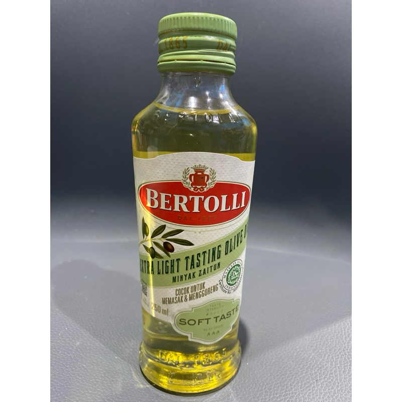 

Bertoli Extra Light 250ml/Minyak Zaitun Bertoli/Minyak Masak