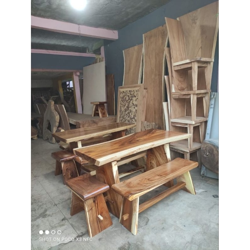 meja makan minimalais | meja makan kayu soar | meja makan kayu trembesi | set meja makan solid