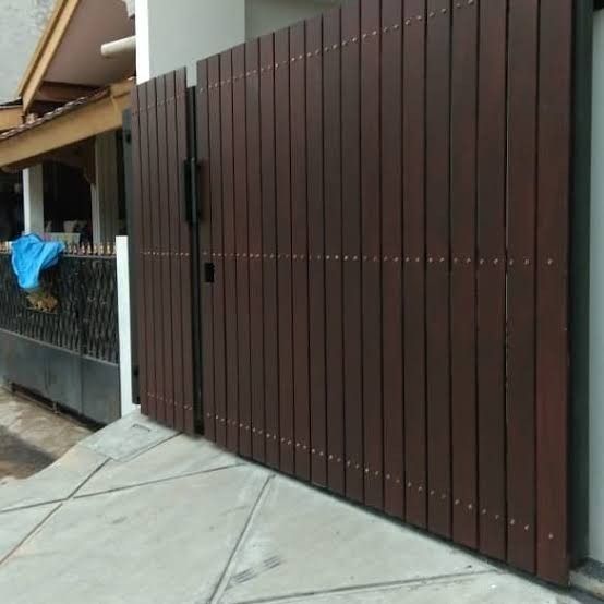 Pagar woodplank minimalis sidoarjo