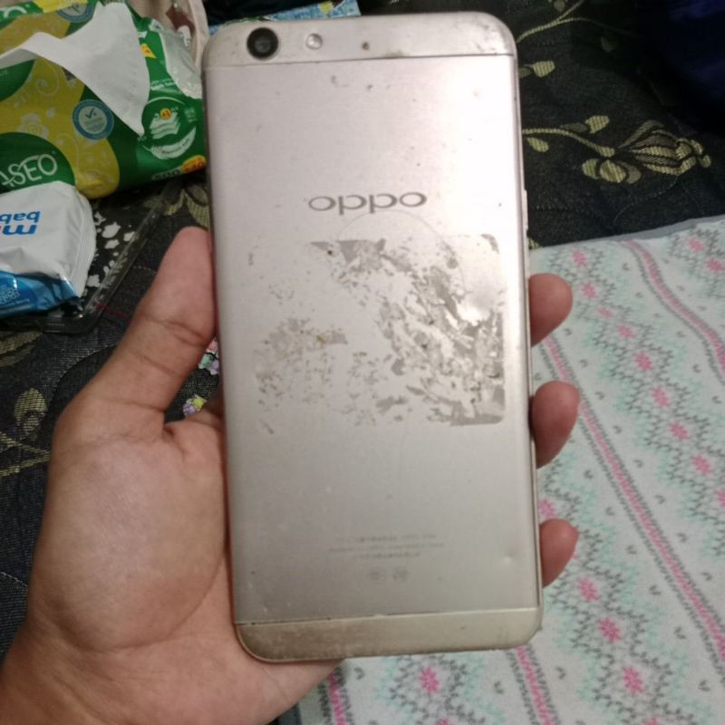 Oppo F1s Matot