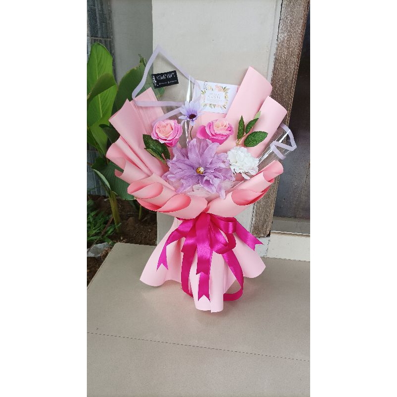 buket bunga/ buket wisuda / buket hari ibu / buket bunga