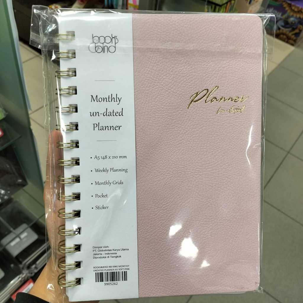 

Gramedia - BOOKS&BIND NB RING MONTHLY UNDATED PLANNER A5 SOFT PINK
