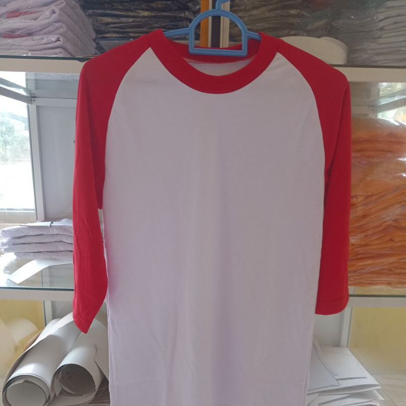 Kaos Lengan Panjang 3/4  Pria Wanita Merah Putih