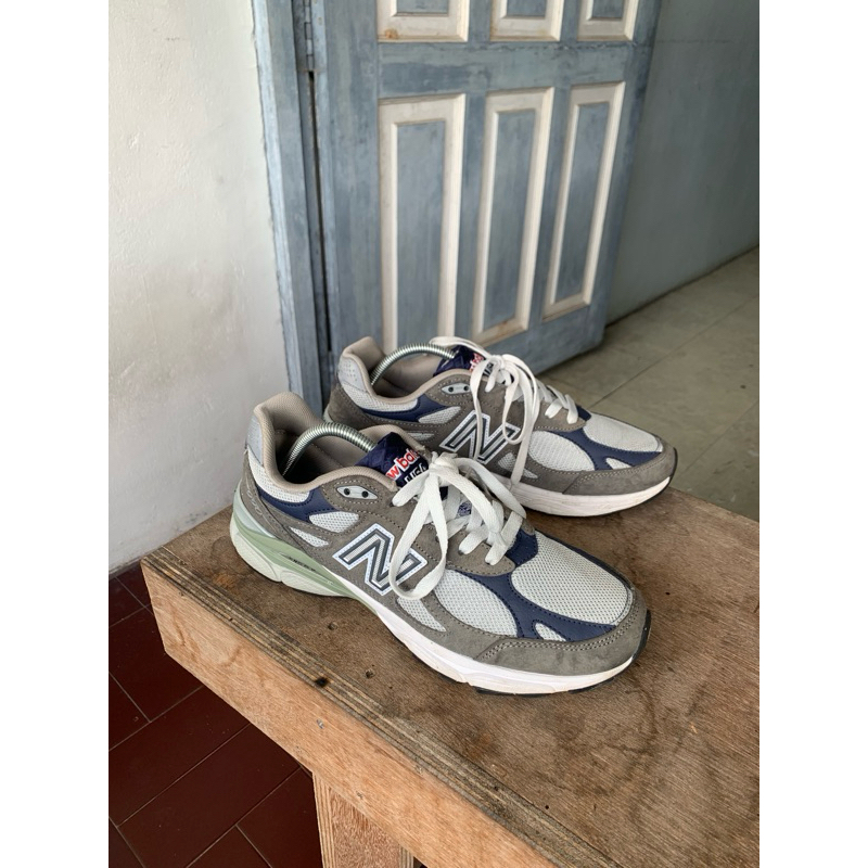 NEW Balance  990 USA running sneaker