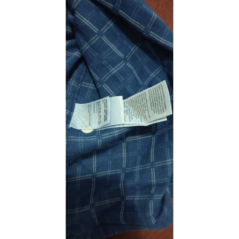 levis kemeja