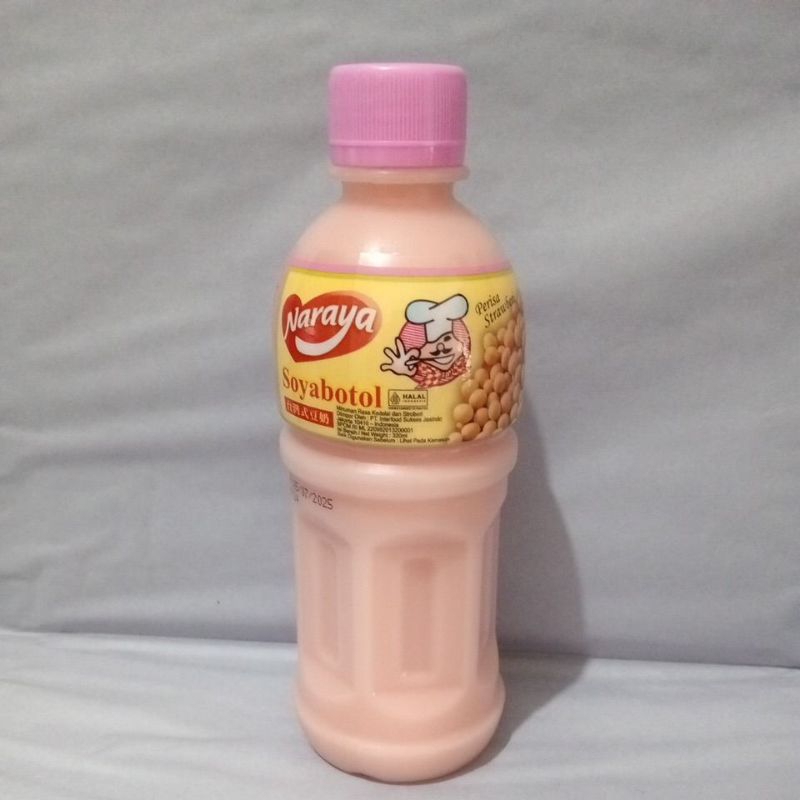 

Naraya Soya Strawberry 320ml