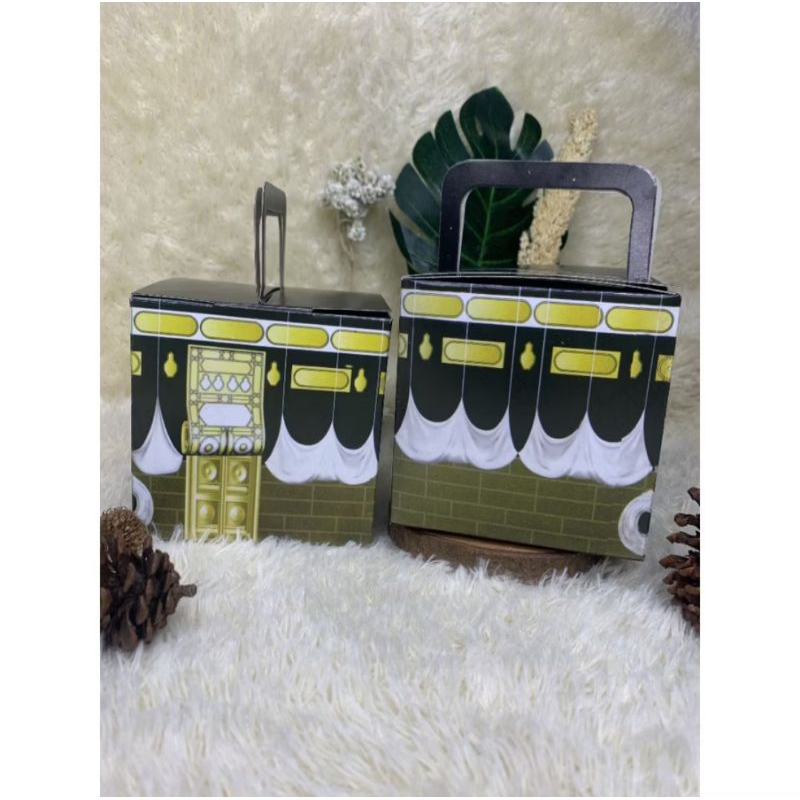 

Box Ka'bah Premium,Oleh" Haji & Umroh