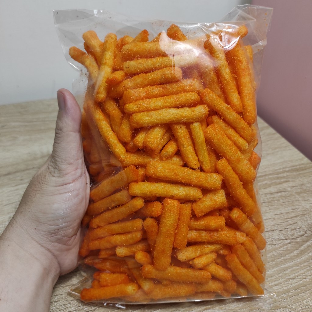 

Kemasan Hari Raya Camilan Stik Balado | Snack Pedas Renyah & Gurih 200 gram