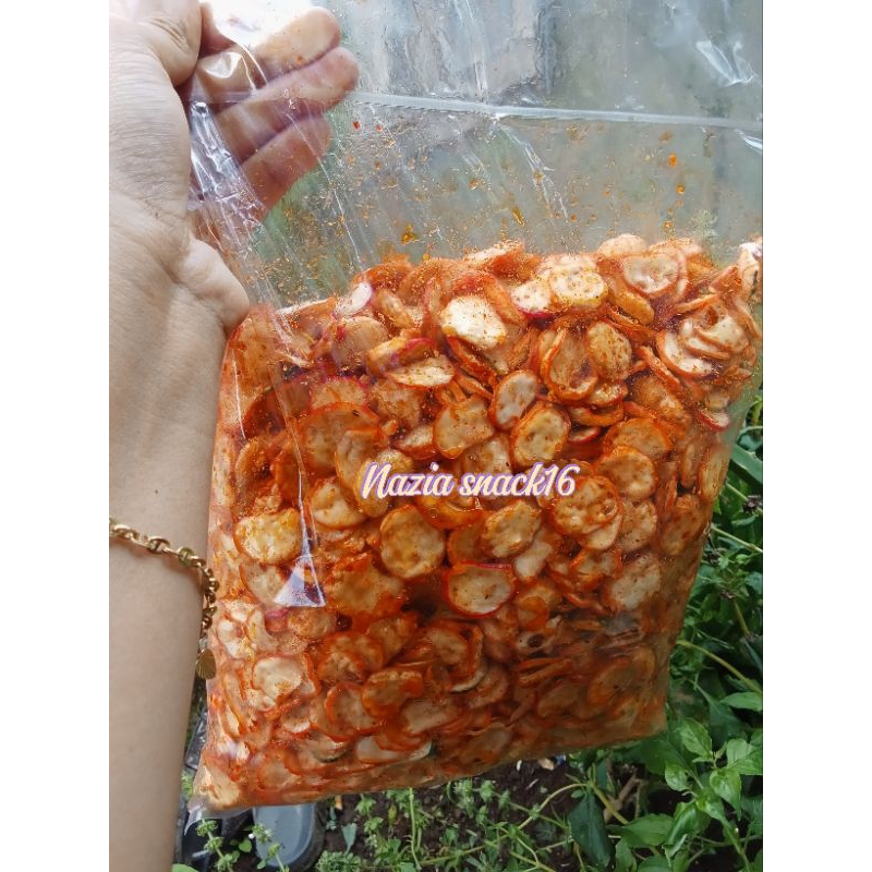 

Seblak Kerupuk Bantat kerupuk bawang pedas daun jeruk 1kg