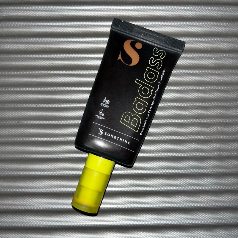 (preloved) Somethinc badass foundation shade penny