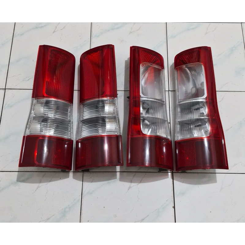lampu belakang daihatsu town ace / grandmax