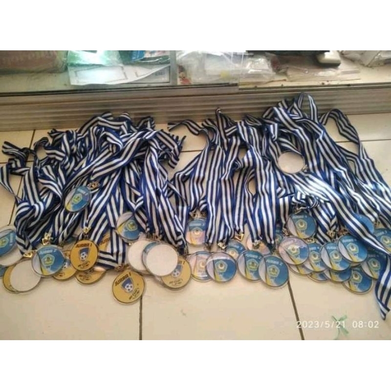 MEDALI AKRILIK COSTUM LOGO SEKOLAH, MADRASAH DLL
