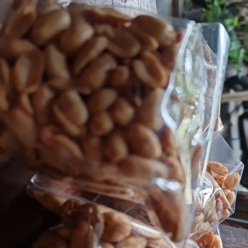

ayu putri peanuts