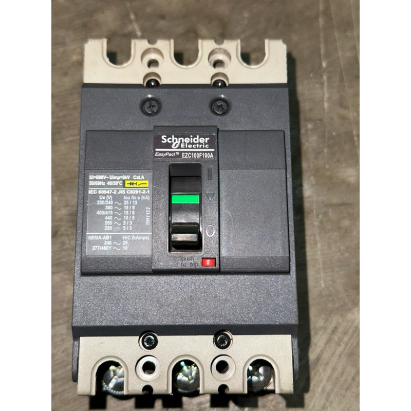MCCB/BREKER Schneider EZC 100a 3P