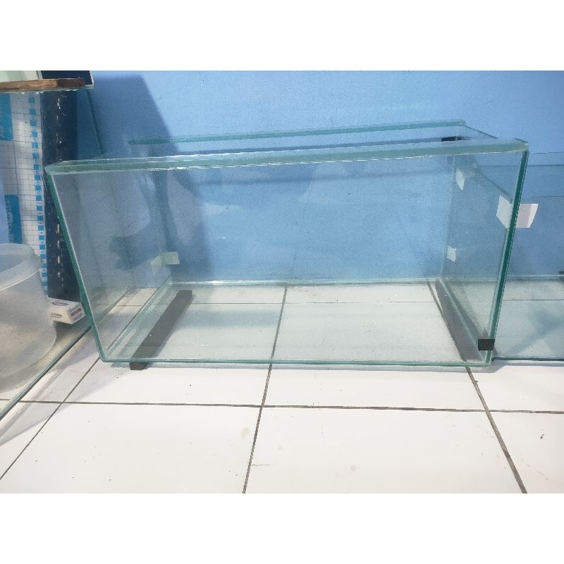 AQUARIUM 60X30X30