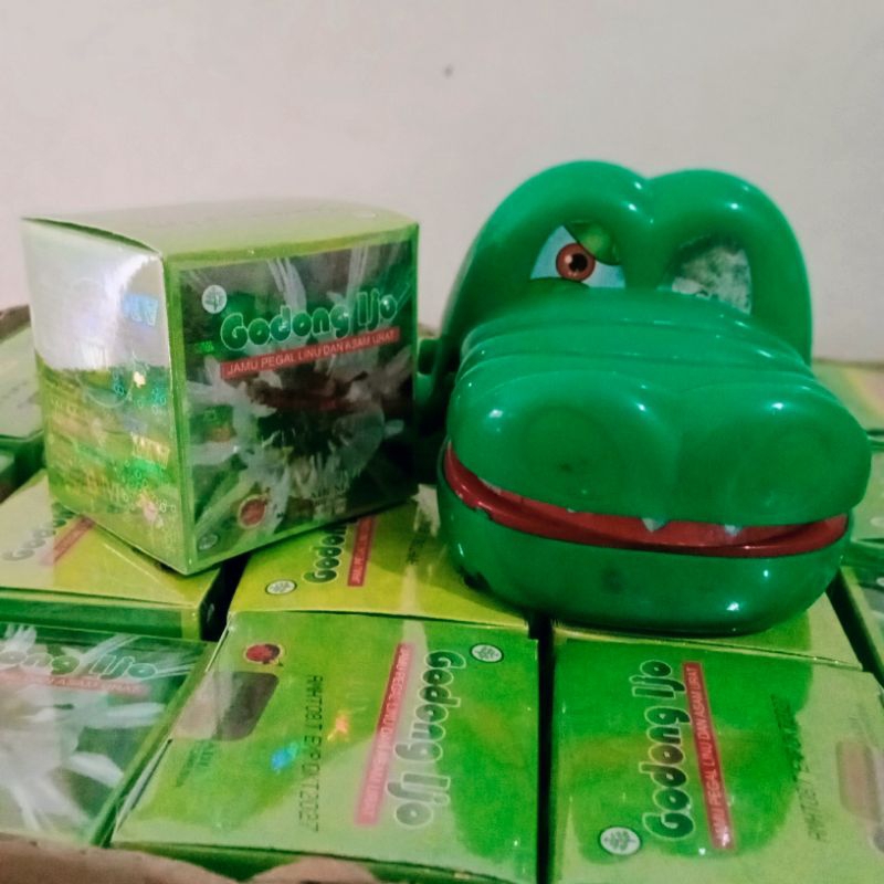 

1 dus/box hijau tuaG.1J0