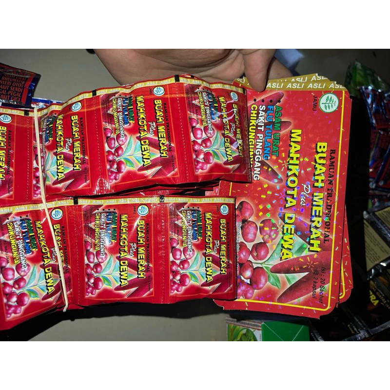 BUAH MERAH PLUS MAHKOTA DEWA