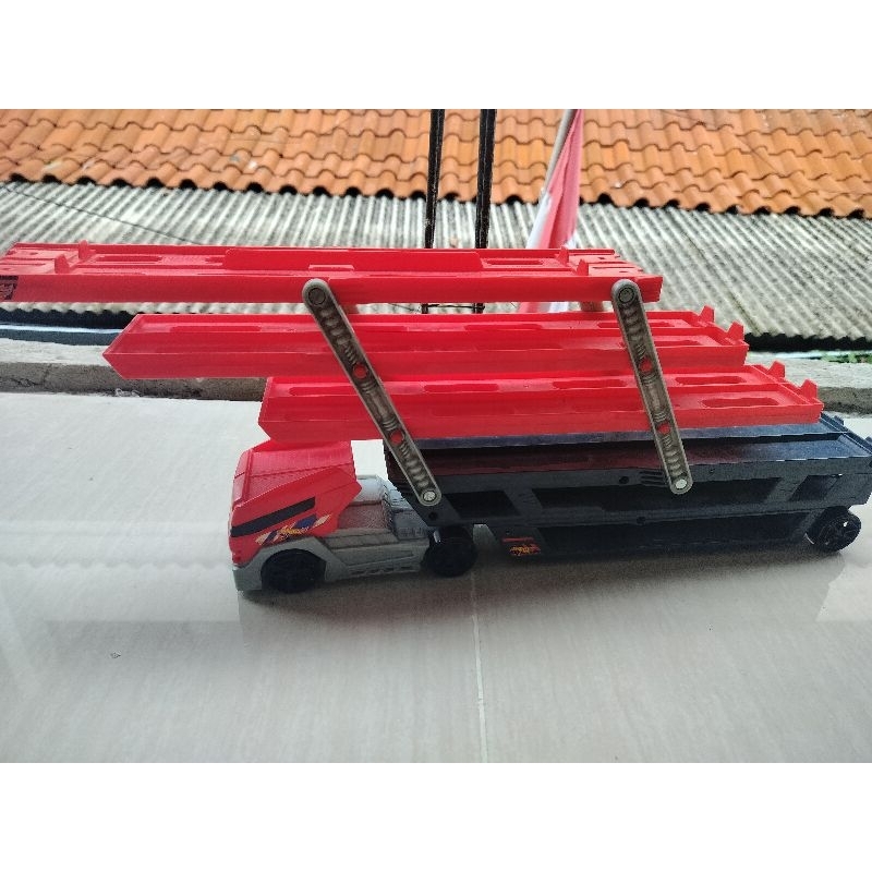 Hotwheels Mega Hauler