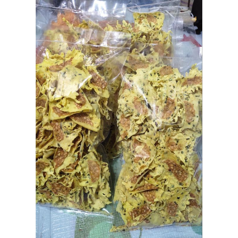 

petos (tempe atos) makanan khas Wonosobo
