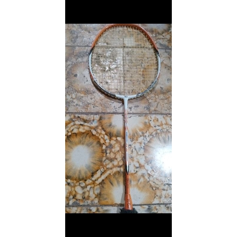 raket bekas/ second merk Hi Qua