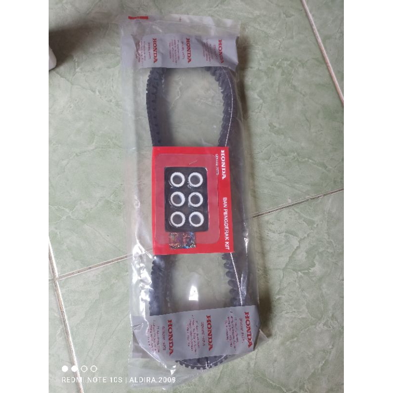 V belt kit Vario 125 LED original AHM