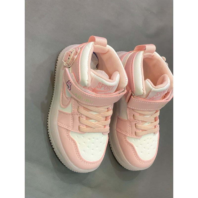 Sepatu Anak Nike Labubu Pink