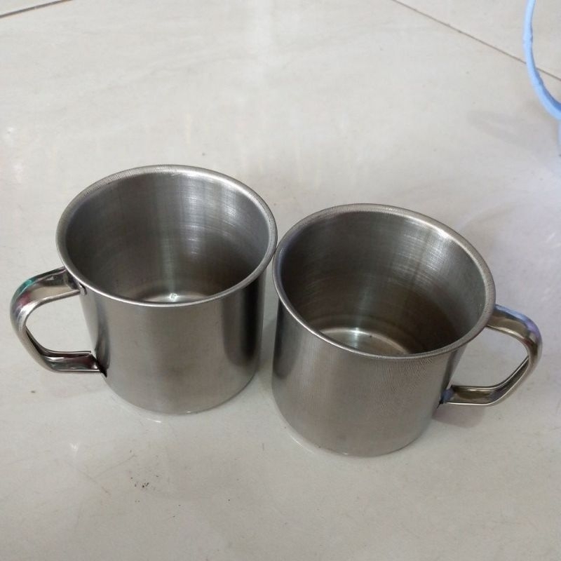 

Cangkir Nekel7
