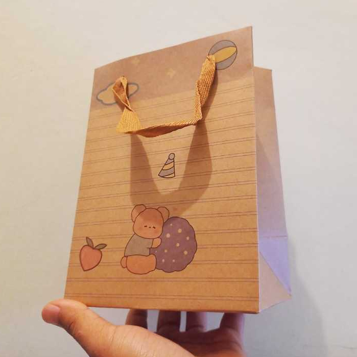 

Paper Bag Cokelat Motif Paper Bag Kado Paper Bag Mini Paper Bag Besar