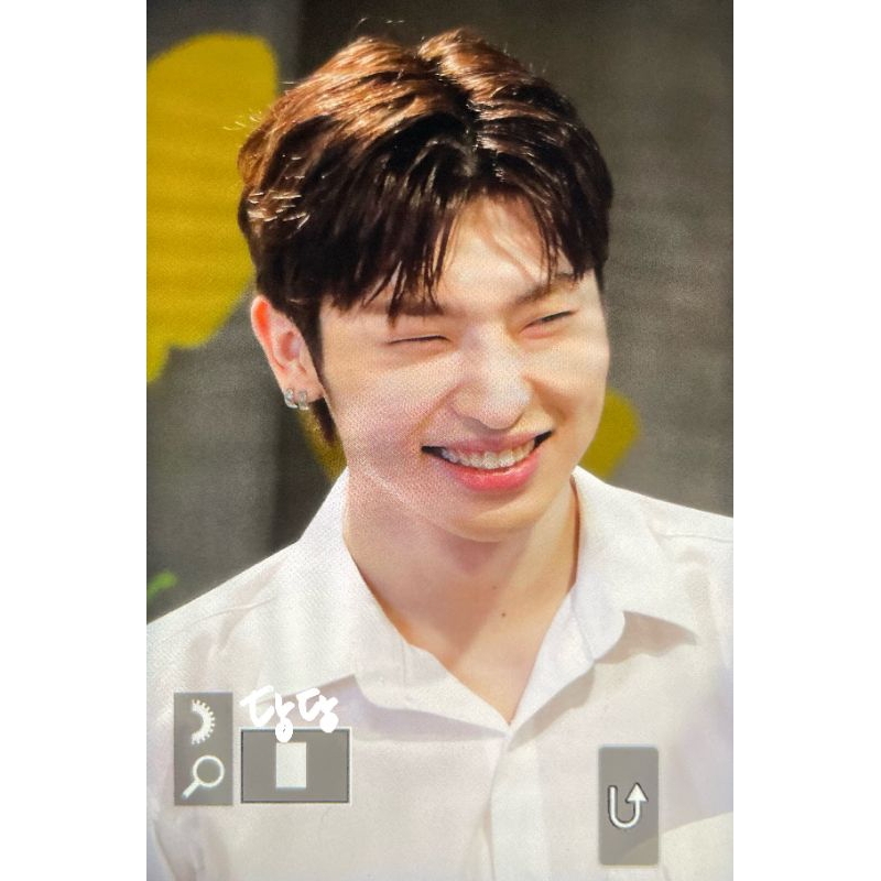 Polaroid Zayyan Davin Xodiac Official Photocard