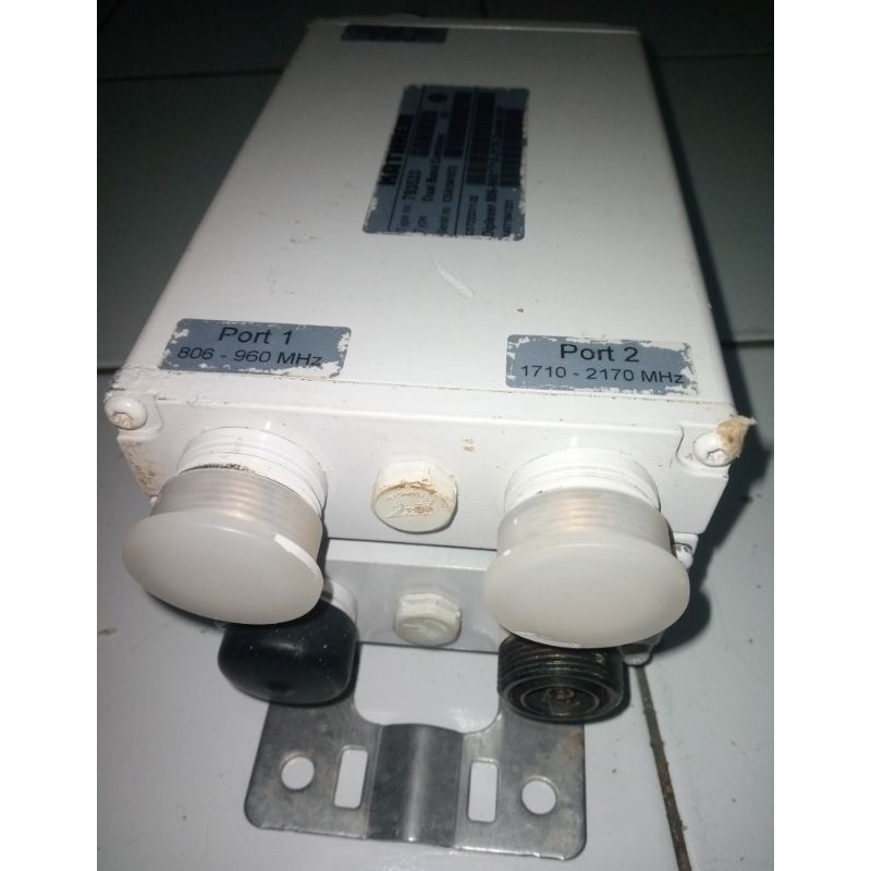 READY DUAL BAND COMBINER V1 Merk KATHREIN Diplexer 806 - 960MHz / 1710 - 217Hz Double Unit Connector