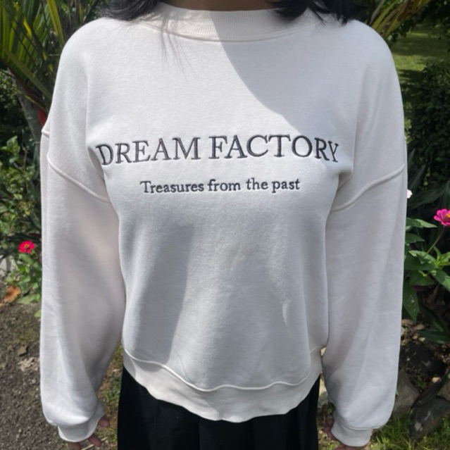 Thrift Thrifting Wanita Crop Top Pria Sweater Hoodie Crewneck Vest Atasan Blouse Aesthetic Murah Ter