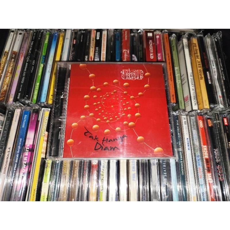 CD Padi - Tak Hanya Diam Hits Single Sang Penghibur, Harmoni, Rencana Besar