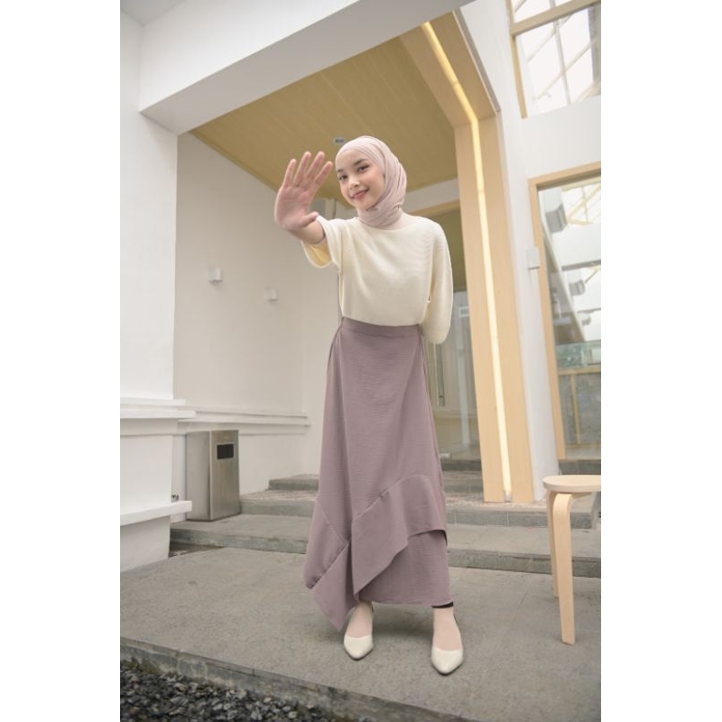 Minji Skirt