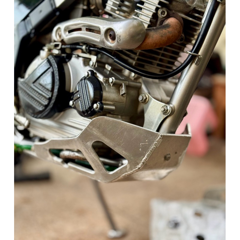 Pelindung mesin engine guard skid plate cover klx 140 enduro bahan full alumunium tebal 6mm