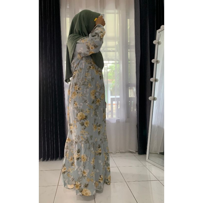 Mahira Dress Rayon Premium Ruffle