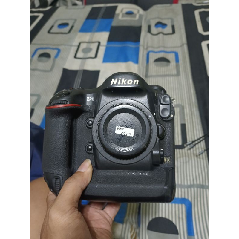 NIKON D4 TERMURAH