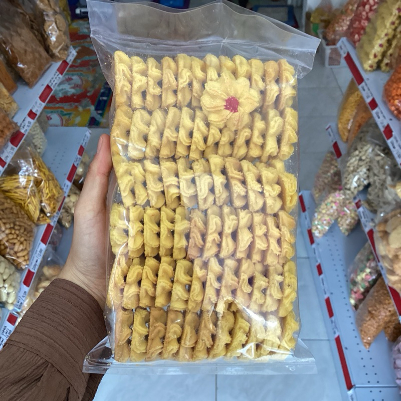 

(500 GRAM) KUE SEMPRIT (PUSPITA)