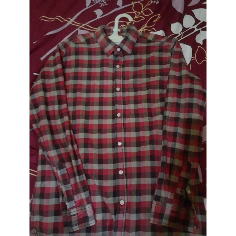 kemeja ezio kotak kotak