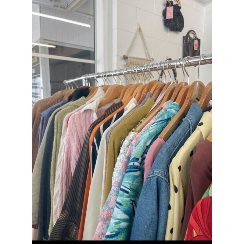 PRELOVED PRIBADI (kemeja remaja,korean style,vest dll) LINK CO 20K