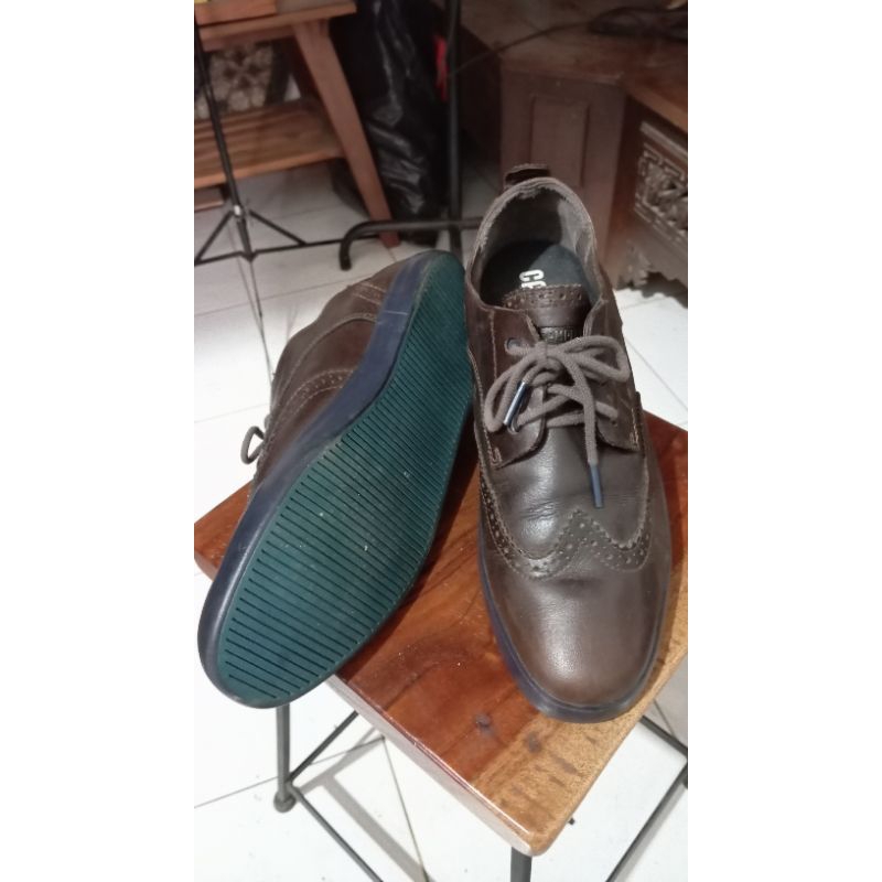 Sepatu Kulit asli Pria Coklat camper size 41 casual fantofel made in vietnam