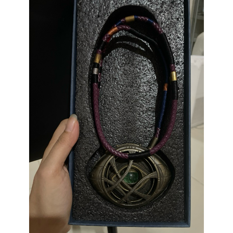 Kalung Doctor Strange