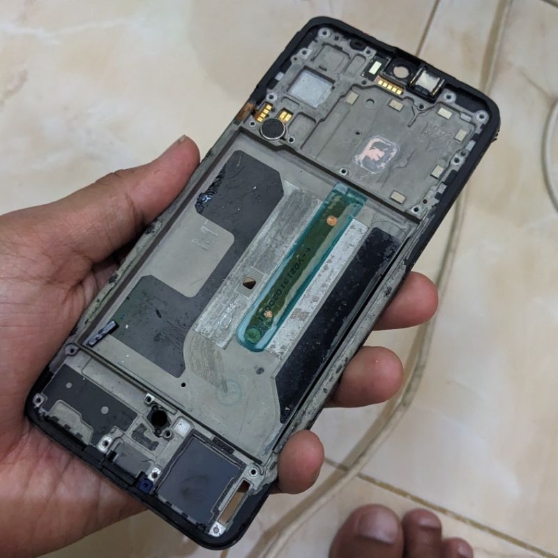 FRAME LCD / BEZZEL LCD / BEZZEL LCD VIVO V23E ORI COPOTAN / CABUTAN + SENSOR + SPEAKER ATAS