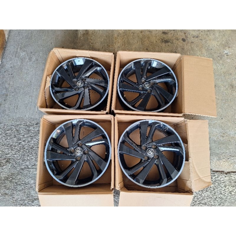 Velg TOYOTA RAIZE R17