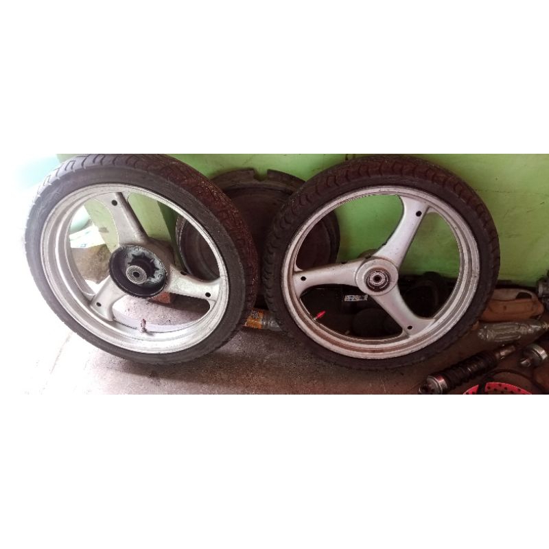 velg thunder tapak lebar merk vrossi