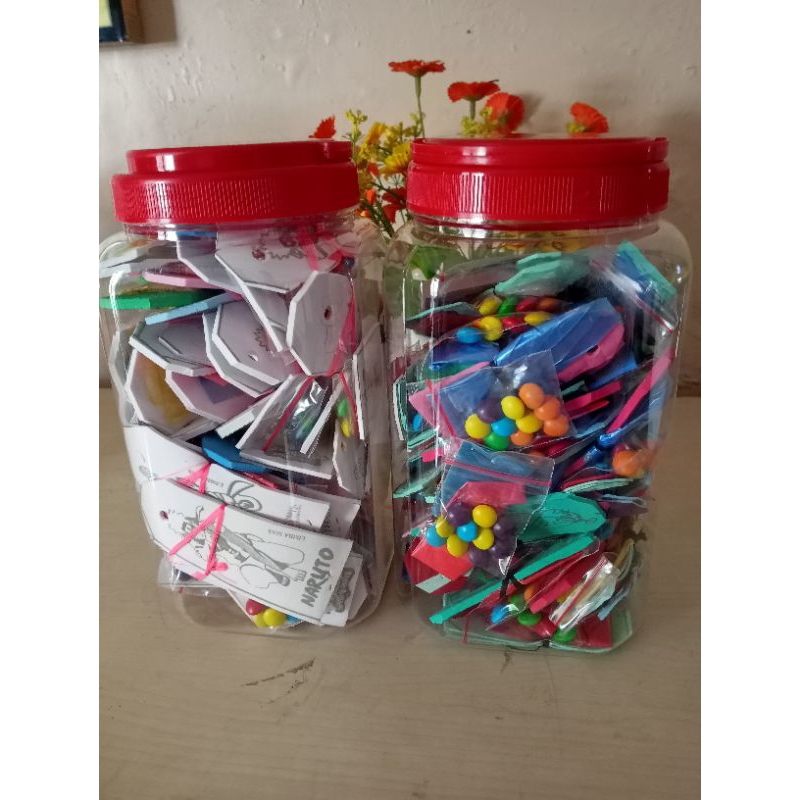 

Coklat Cha Cha berhadiah parasut free toples isi 50pcs