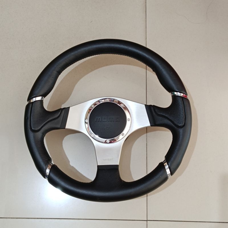 stir setir mobil momo toyota ori italy